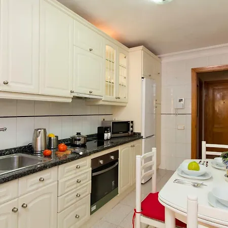 Luxurious Duplex In Las Canteras With Parking *