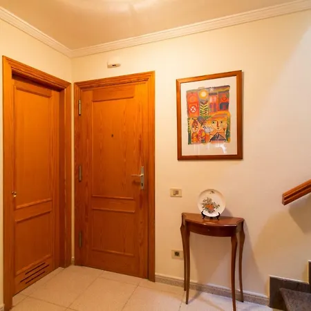 Semesterbostad Luxurious Duplex In Las Canteras With Parking *